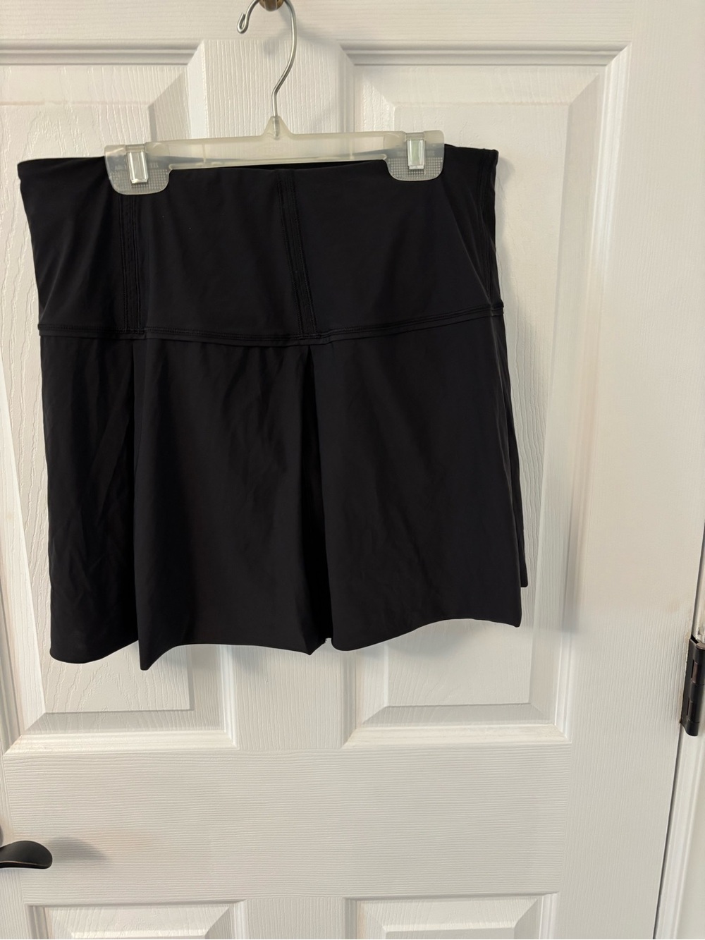 NWOT LULULEMON  athletica Black Active Mini Skirt